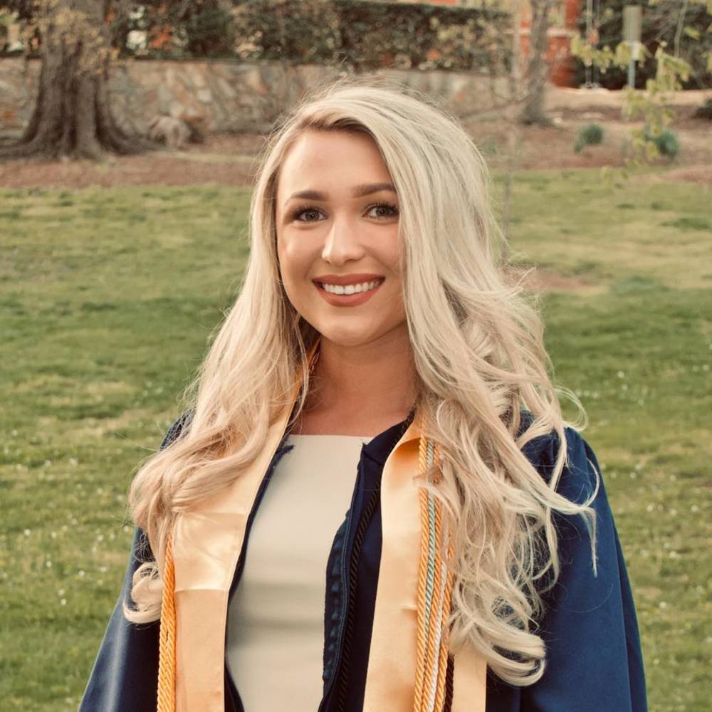 Meet your Posher, Savannah